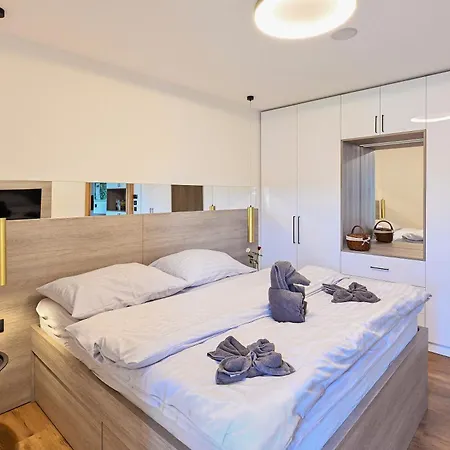 Unique View Design Aparthotel